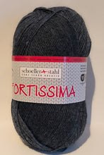 Lade das Bild in den Galerie-Viewer, Fortissima 4- fach uni 100 gramm | 31 Farben