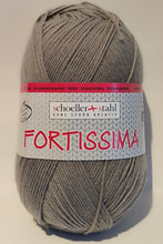 Lade das Bild in den Galerie-Viewer, Fortissima 4- fach uni 100 gramm | 31 Farben