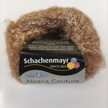 Lade das Bild in den Galerie-Viewer, Alpaca Couture Schachenmayr Farbe 10