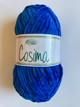 Lade das Bild in den Galerie-Viewer, COSIMA Chenillegarn Farbe 0022 meerblau