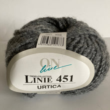 Lade das Bild in den Galerie-Viewer, URTICA Linie 451 Online