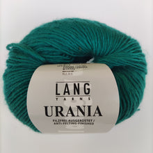 Lade das Bild in den Galerie-Viewer, Urania Lang Yarns Farbe 17