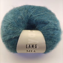 Lade das Bild in den Galerie-Viewer, Mia von Lang Yarns