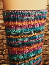 Lade das Bild in den Galerie-Viewer, ANLEITUNG YOGA STRÜMPFE AUS OPAL STRUMPFWOLLE