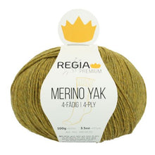 Lade das Bild in den Galerie-Viewer, regia premium 4-fädig merino yak 100 gr. gras green/7516