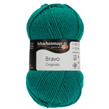 Lade das Bild in den Galerie-Viewer, Bravo 50 gr. Alle Farben - KNALLER PREIS! - wolle4you - Online Versand - Merinowolle - Sockenwolle - Baumwolle - Handarbeitsgarne aller Art