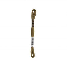 Lade das Bild in den Galerie-Viewer, Anchor Sticktwist 12x8m/ Farbnummern 0303 - 0862 - wolle4you - Online Versand - Merinowolle - Sockenwolle - Baumwolle - Handarbeitsgarne aller Art