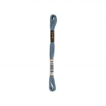 Lade das Bild in den Galerie-Viewer, Anchor Sticktwist 12x8m/ Farbnummern 0868 - 1033 - wolle4you - Online Versand - Merinowolle - Sockenwolle - Baumwolle - Handarbeitsgarne aller Art