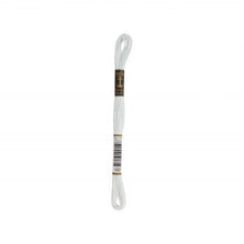 Lade das Bild in den Galerie-Viewer, Anchor Sticktwist 12x8m / Farbnummern 1034 - 9575 - wolle4you - Online Versand - Merinowolle - Sockenwolle - Baumwolle - Handarbeitsgarne aller Art