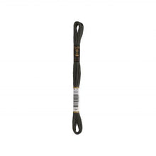 Lade das Bild in den Galerie-Viewer, Anchor Sticktwist 12x8m / Farbnummern 1034 - 9575 - wolle4you - Online Versand - Merinowolle - Sockenwolle - Baumwolle - Handarbeitsgarne aller Art