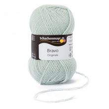 Lade das Bild in den Galerie-Viewer, Bravo 50 gr. Alle Farben - KNALLER PREIS! - wolle4you - Online Versand - Merinowolle - Sockenwolle - Baumwolle - Handarbeitsgarne aller Art