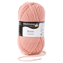Lade das Bild in den Galerie-Viewer, Bravo 50 gr. Alle Farben - KNALLER PREIS! - wolle4you - Online Versand - Merinowolle - Sockenwolle - Baumwolle - Handarbeitsgarne aller Art