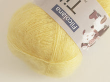 Lade das Bild in den Galerie-Viewer, TILIA - Mohair und Seide