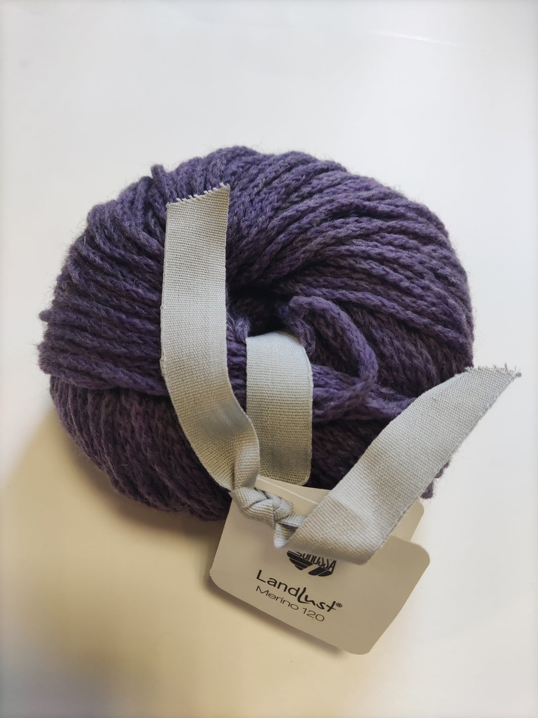 Landlust Merino 120 Lana Grossa Farbe 123 liila Restposten