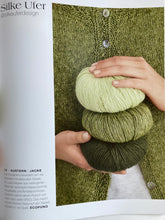 Lade das Bild in den Galerie-Viewer, Heft LANA GROSSA Ausgabe 2 ``Be loved knits``
