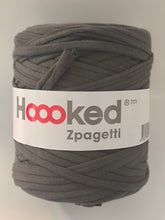 Lade das Bild in den Galerie-Viewer, ZPAGETTI | HOOKED T-SHIRT GARN | 500 gramm
